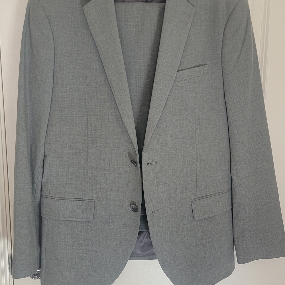 Perry Ellis Light Gray Men's Suit Jacket